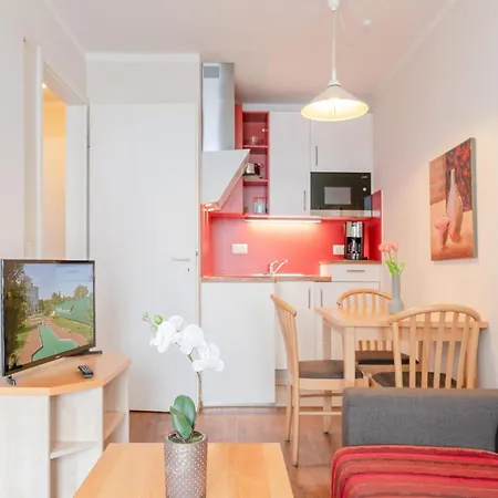 Helle Mit Balkon Im Seepark Apartment
