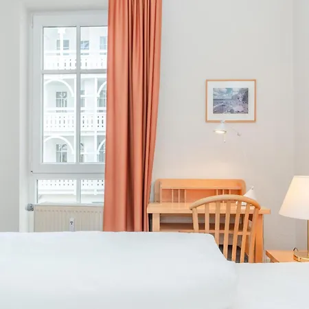 Apartment Helle Mit Balkon Im Seepark Sellin (Rugen)